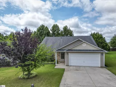 347 Collin Rogers Dr, Moore, SC 29369