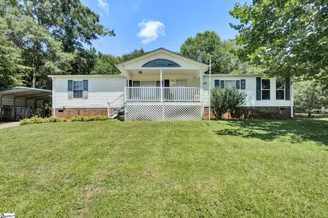 114 Crest Ln, Easley, SC 29640