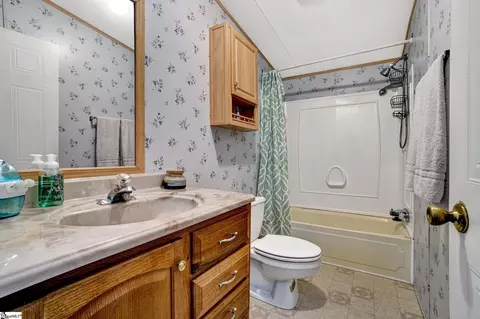 114 Crest Ln, Easley, SC 29640 photo 27
