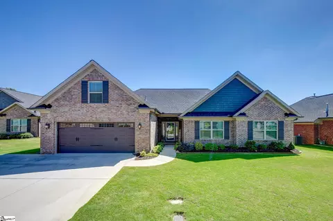 116 Pleasant Meadow Ct, Greer, SC 29651
