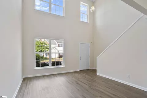 403 Westcot Ct, Greer, SC 29650 photo 2