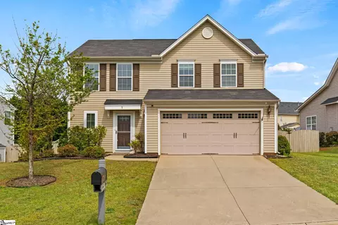 5 Young Harris Dr, Simpsonville, SC 29681