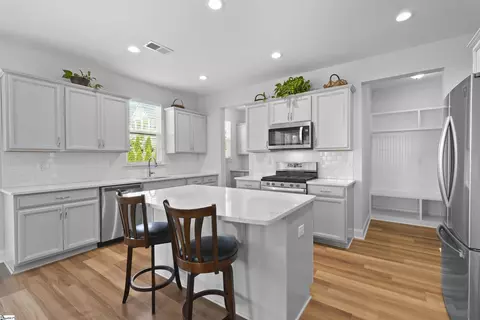 Kitchen - 1 Townsend Ave, Greer, SC 29651 photo 1 of 4
