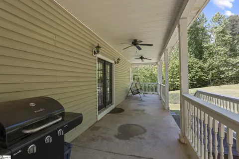 Exterior - 214 Brashears Rd, Campobello, SC 29322 photo 4 of 7