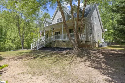 214 Brashears Rd, Campobello, SC 29322