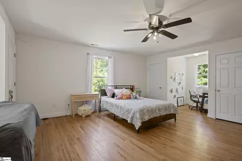 Bedroom - 214 Brashears Rd, Campobello, SC 29322 photo 5 of 7