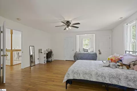 Bedroom - 214 Brashears Rd, Campobello, SC 29322 photo 6 of 7