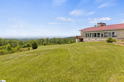 297 Woodall Mountain Rd, Pickens, SC 29671