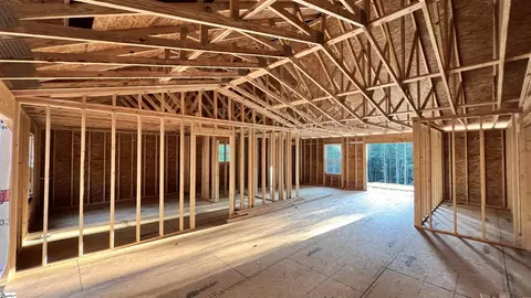 Entry Way - 112 Ledbetter Ln, Walhalla, SC 29691 photo 3 of 16