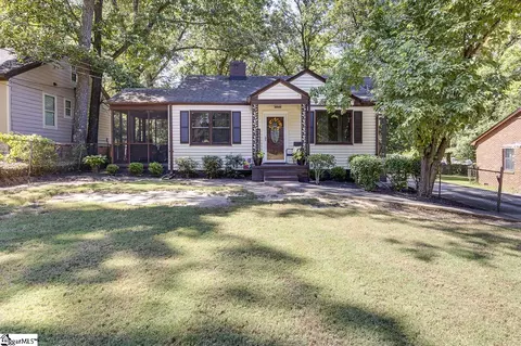 211 Pleasant Ridge Ave, Greenville, SC 29605