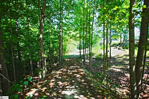 27 Crest Pointe Dr, Seneca, SC 29672 photo 26
