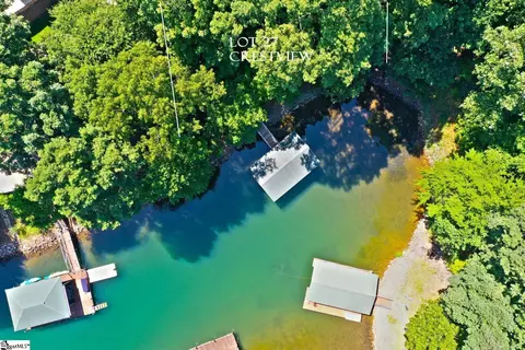 27 Crest Pointe Dr, Seneca, SC 29672 photo 9