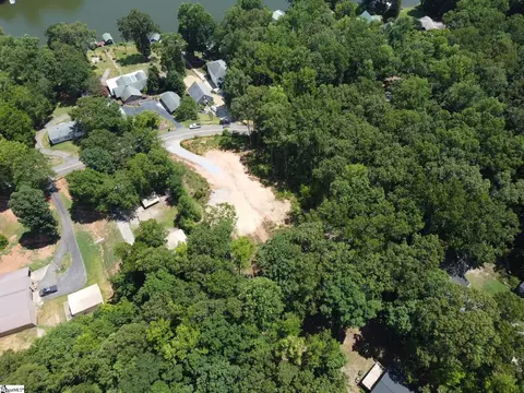 802 Mcfalls Cir, Anderson, SC 29621 photo 5