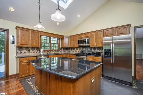 Kitchen - 601 Ridge Top Rd, Tryon, NC 28782 photo 3 of 4
