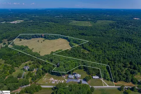 1723 Mckelvey Rd, Fountain Inn, SC 29644
