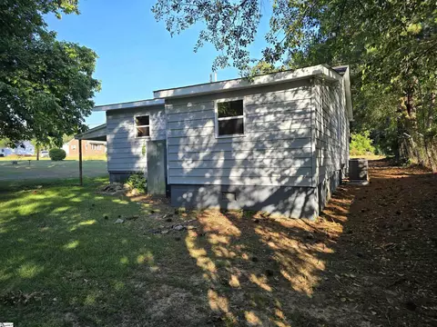 302 Deason St, Mccormick, SC 29835 photo 15