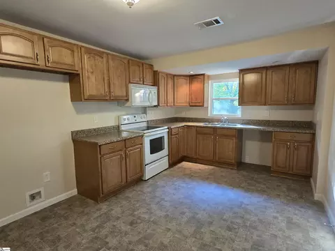 302 Deason St, Mccormick, SC 29835 photo 14