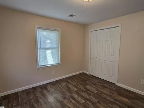 302 Deason St, Mccormick, SC 29835 photo 9