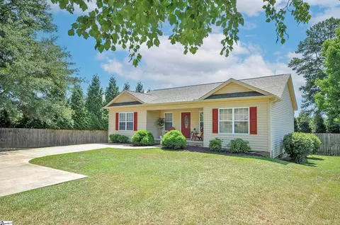 610 Old Rutherford Rd, Taylors, SC 29687