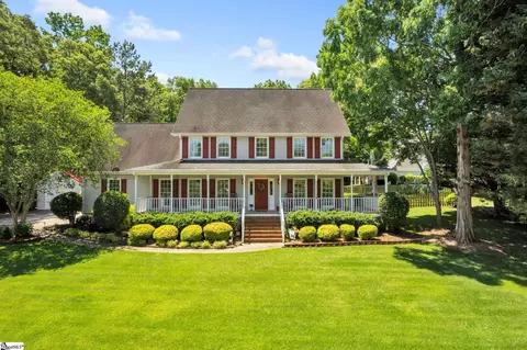 102 Gunter Ct, Easley, SC 29642
