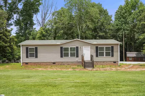 120 Smithfield St, Easley, SC 29640