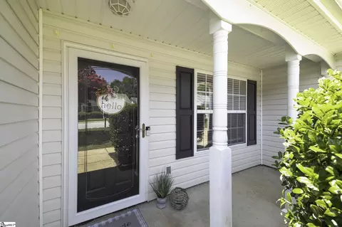 102 Heber Trl, Fountain Inn, SC 29644