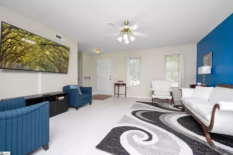 501 Riley Rd, Easley, SC 29642 photo 4