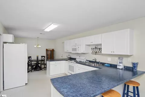 501 Riley Rd, Easley, SC 29642 photo 9