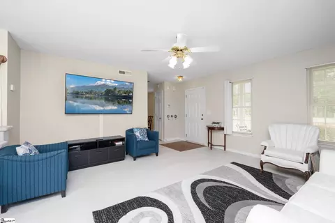 501 Riley Rd, Easley, SC 29642 photo 3
