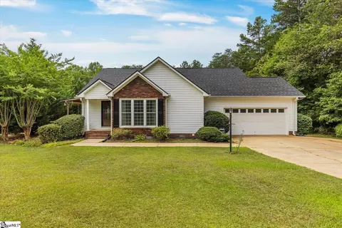 201 Ruth Dr, Gaffney, SC 29341