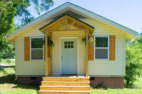 212 Moody Rd, Piedmont, SC 29673