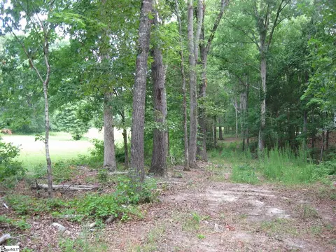 563 Compton Rd, Clinton, SC 29325 photo 12