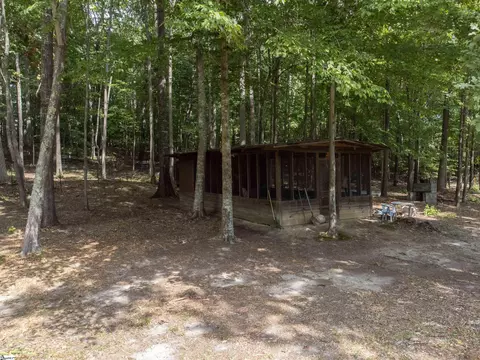 563 Compton Rd, Clinton, SC 29325 photo 11