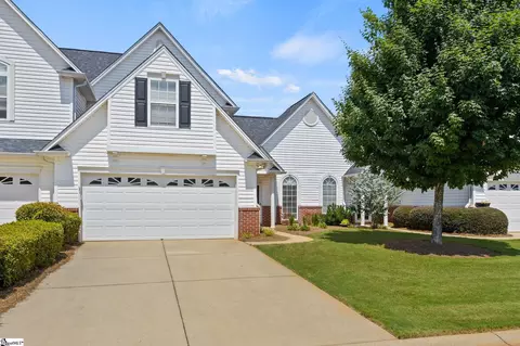 29 Cedar Rock Dr, Greer, SC 29650