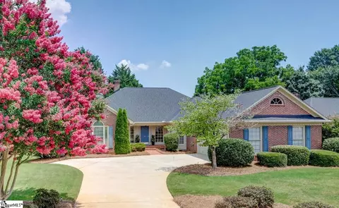 223 Woods Rd, Greer, SC 29650
