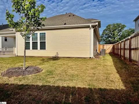 Exterior - 403 Plumblee Ln, Easley, SC 29642 photo 4 of 5