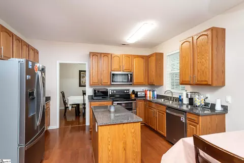Kitchen - 30 Killarney Ln, Greer, SC 29650 photo 2 of 3