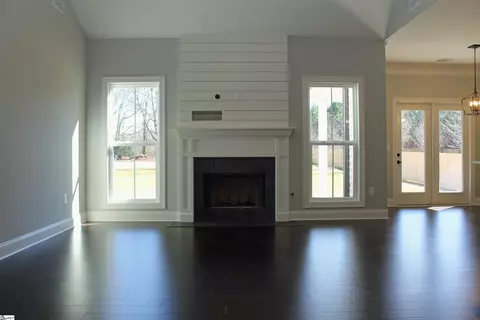 65 Dendy St, Pelzer, SC 29669 photo 3