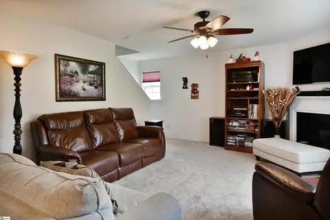 412 Perrysburg Ln, Moore, SC 29369 photo 11