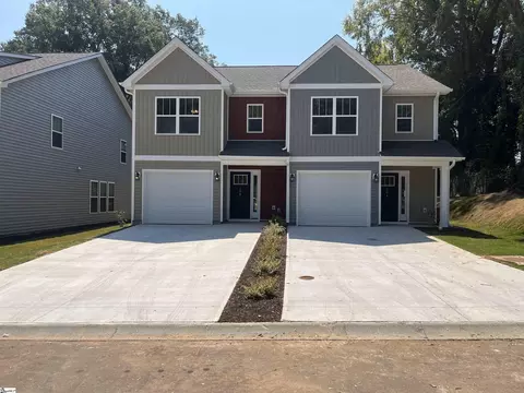 104106 Keel Ln, Simpsonville, SC 29681