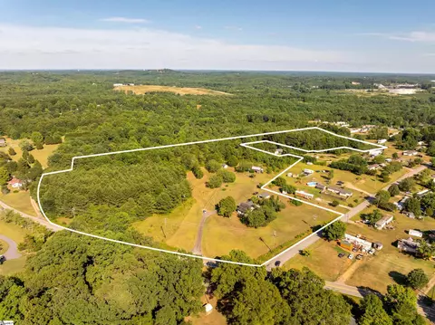 706 Breazeale Rd, Liberty, SC 29657