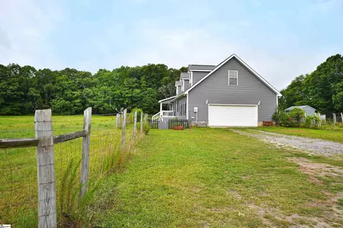 Exterior - 196 Stoddard Rd, Pelzer, SC 29669 photo 4 of 9