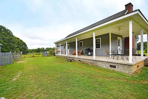 Exterior - 196 Stoddard Rd, Pelzer, SC 29669 photo 6 of 9