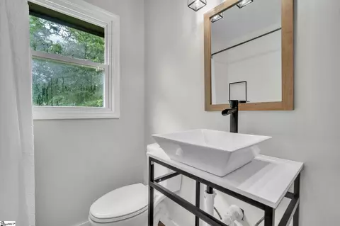 Bath - 32 Park St, Pelzer, SC 29669 photo 2 of 2