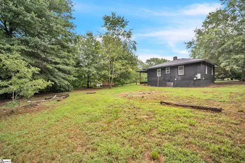 Exterior - 32 Park St, Pelzer, SC 29669 photo 3 of 3