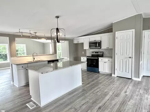45 Holcombe Rd, Lyman, SC 29365 photo 4