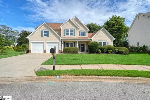 8 Breezewood Ct, Greenville, SC 29607