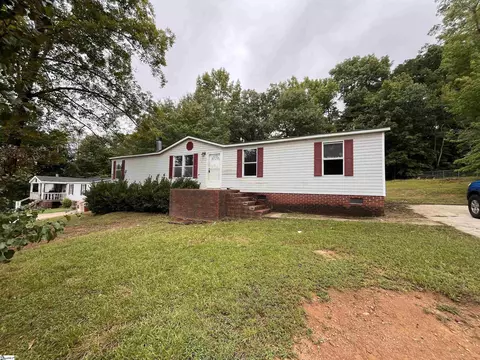 124 Lockman Dr, Greenville, SC 29611