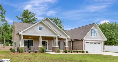 Exterior - 703 Ploma Dr, Seneca, SC 29678 photo 7 of 8