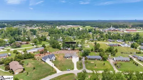 View/Area - 703 Ploma Dr, Seneca, SC 29678 photo 2 of 2